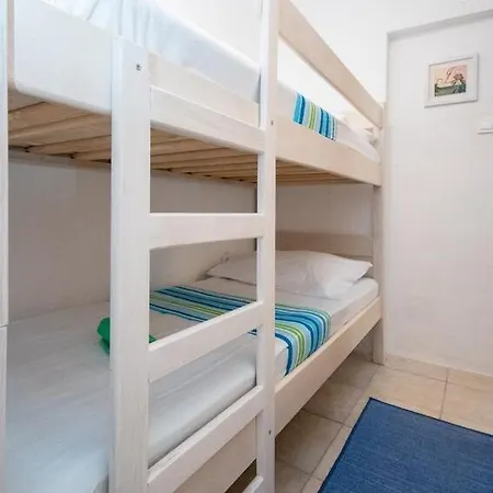 Diran Apartment *
